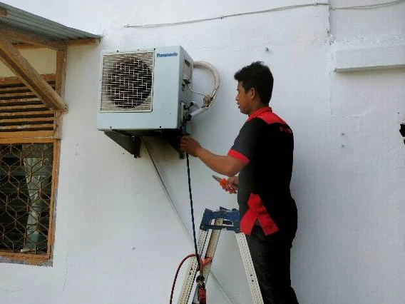 Cuci AC oleh Permid Teknik Gorup Jambi di Jambi